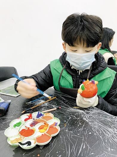 跟着课本去旅行 重庆8岁小学生打卡全国20余个城市