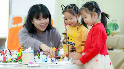 王哲雅：丹心一片育春蕾 矢志不渝为教育