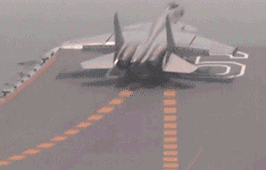 歼-15舰载机训练视频