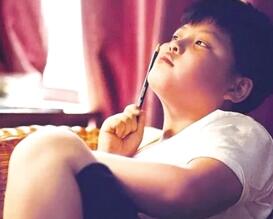 "妈妈像小贱猫"9龄童萌诗走红 至今已写诗近300首