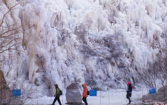 北京冬日神泉峽冰瀑