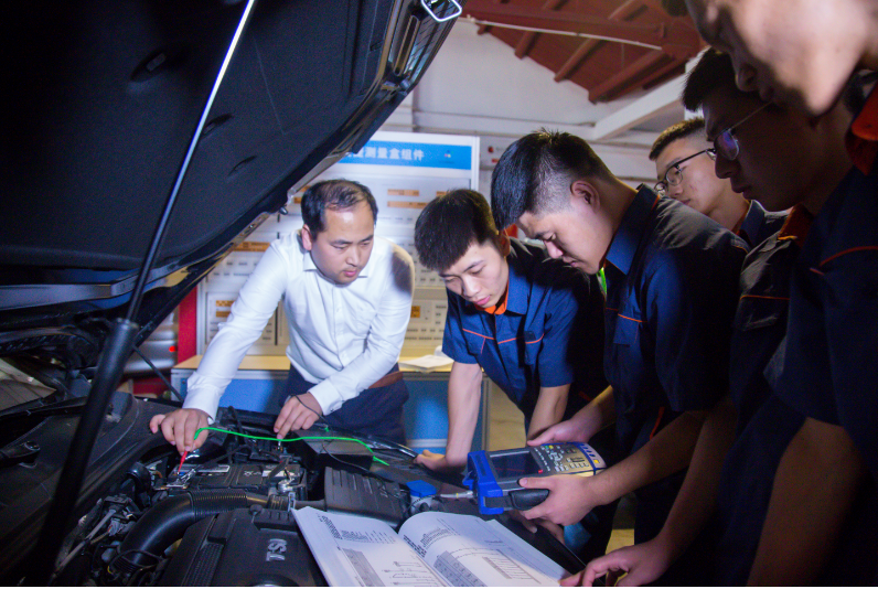 陕西：这些职业学校，如何培育出大国工匠