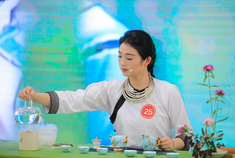 贵州：一片原生态“绿叶”的蜕变之路